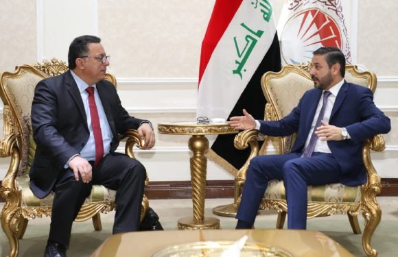 The Minister of Education receives the Secretary General of the Union of Arab Scientific Research Councils and affirms the keenness of Iraqi universities on academic cooperation