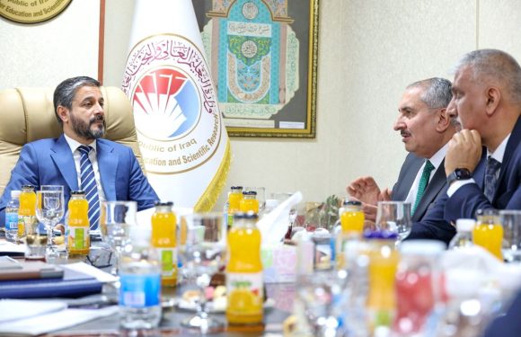In preparation for hosting the work of the Association of Arab Universities in Baghdad.. The Minister of Education chairs the meeting of the Supreme Ministerial Committee and directs the completion of organizational procedures