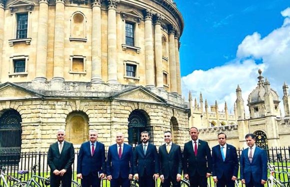 موقع كلية (WOLFSON) ينشر خبر زيارة وزير التعليم الى جامعة أكسفورد ويصفها بالأولى من نوعها لوزير تعليم عراقي